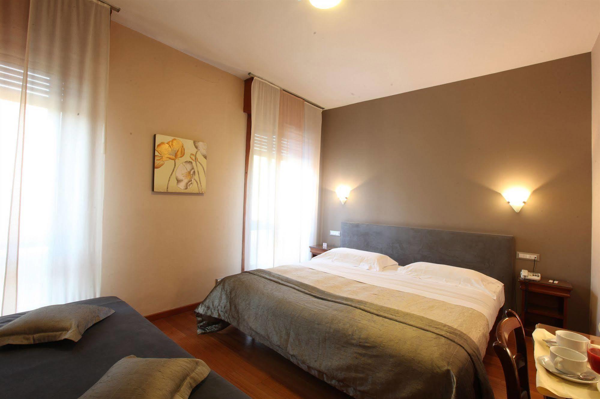 Hotel Terme Salvarola Sassuolo Exterior photo